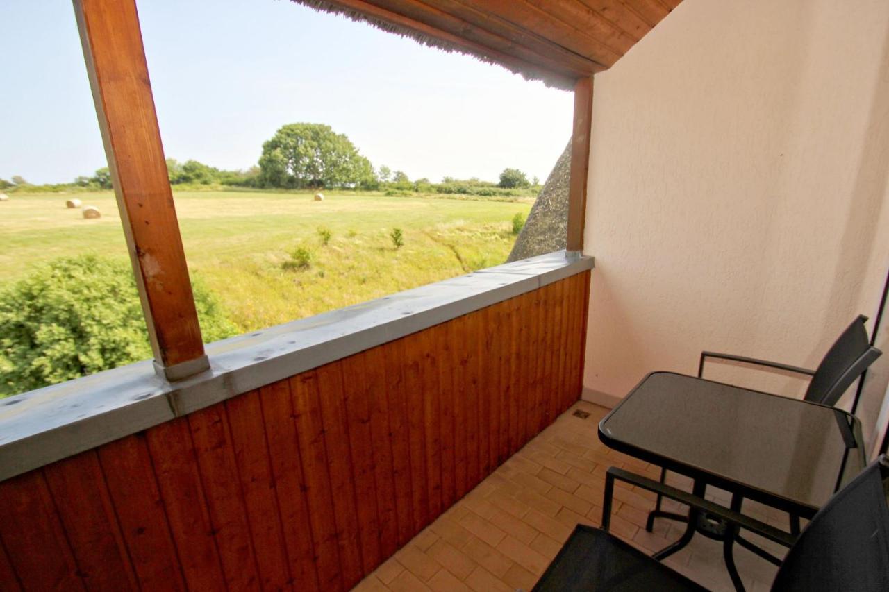 Strandnah Mit Balkon, Gratis Nutzung Vom Ahoi Erlebnisbad Und Sauna In Sellin - Strandhaus Moenchgut Fewo21 Lobbe Exteriör bild